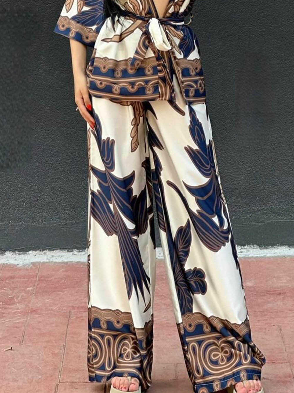 Unique Hazelnut Flower Print Elastic Pocket Wide-Leg Pants