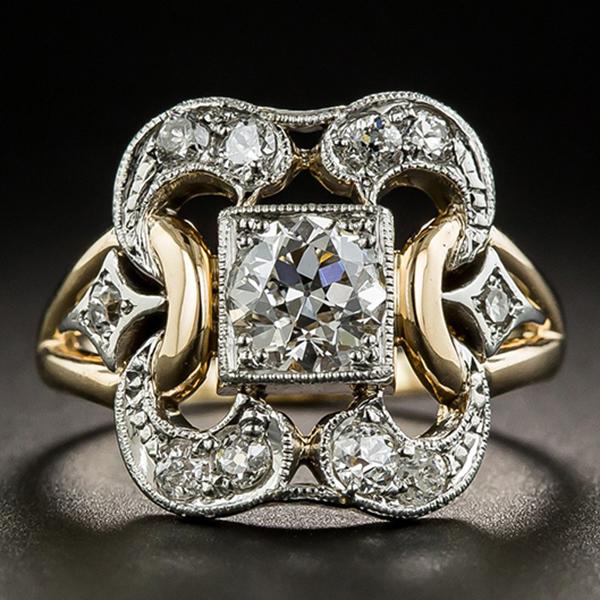 Isadora - Vintage style ring with diamond centrepiece