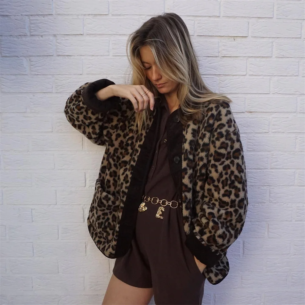 Emmy - Jacket With O-neck and Leopard Print