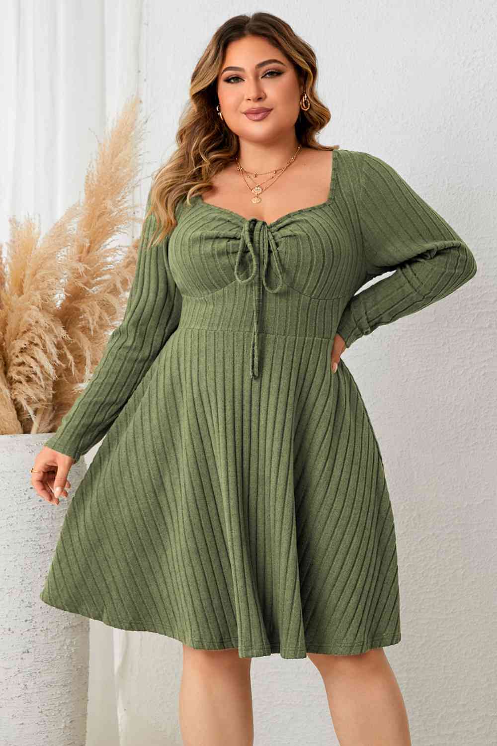 Warenka - Ribbed dress with sweetheart in plus size