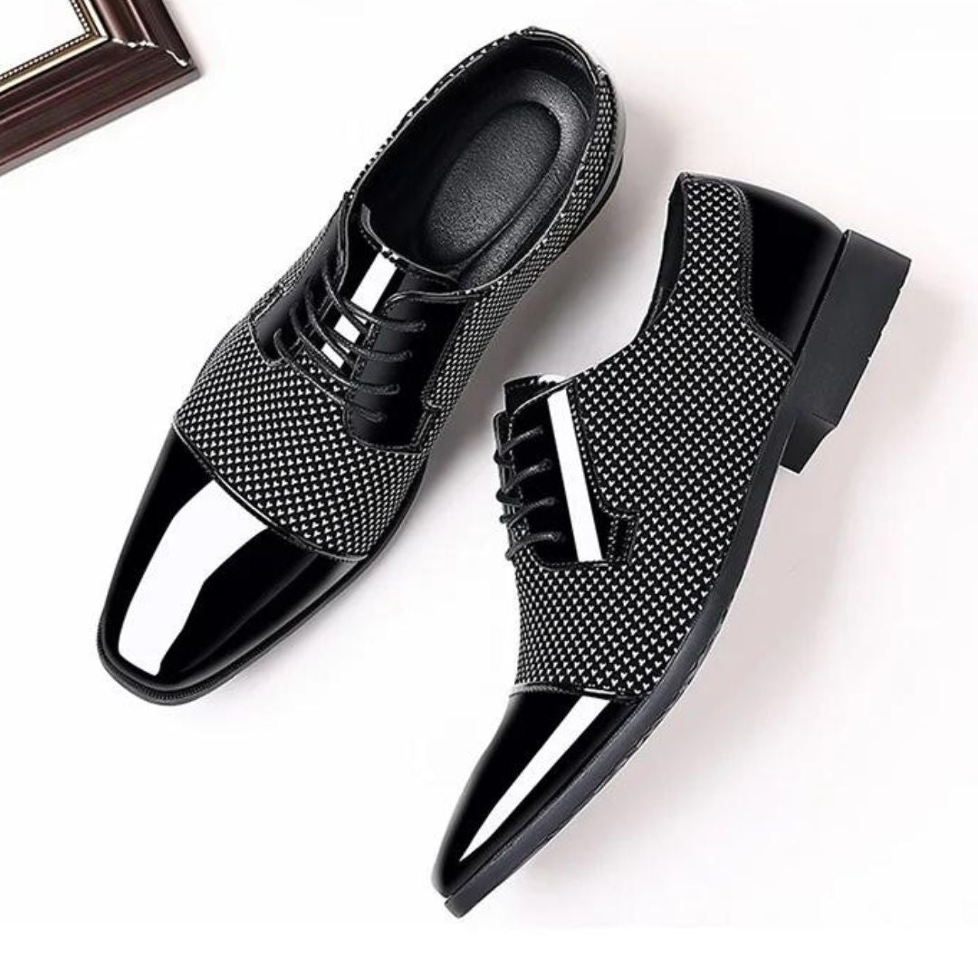 Altair - Lace-up shoes with textured surface