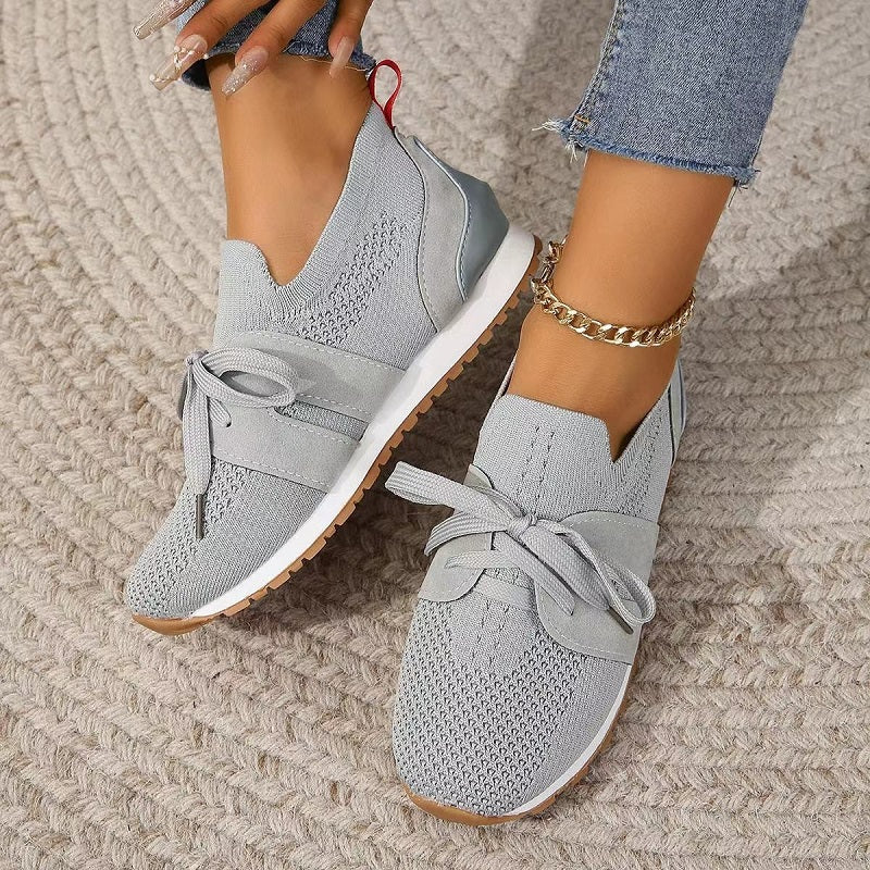 Ferne - knitted flat trainers with platform