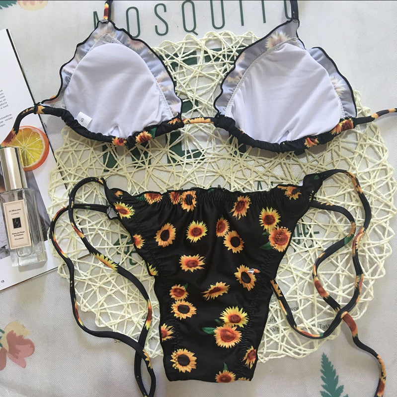 Stylish sunflower bikini Porschia