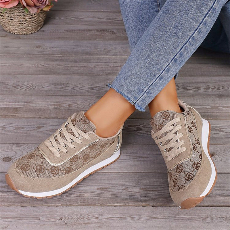 Sleek flower print lace-up sneakers