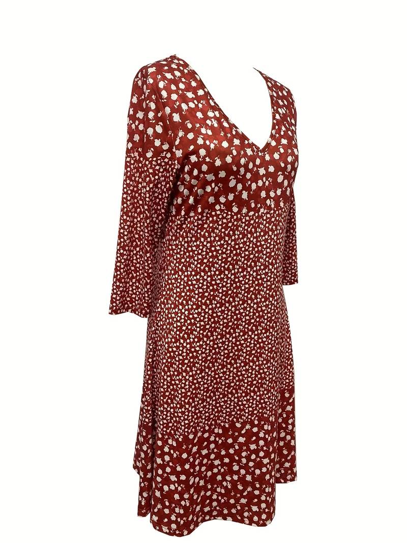 Zanna - Dotted V-neck dress with floral print