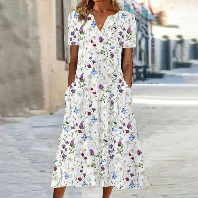 Larissa - Casual dress with floral print