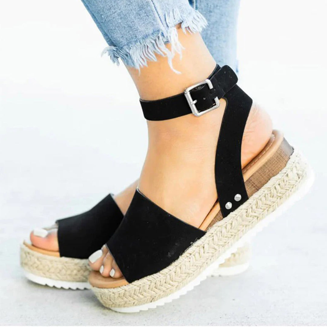 Karen - Sandals - Leisure - Seasoncollection- Perfect for Casual Days