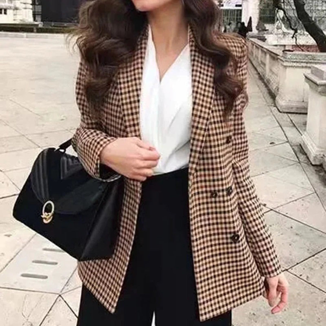 Women's Double-Breasted Blazer - Gingham Pattern - Tailored Fit - Wide Lapels - Elegant Formal Wear