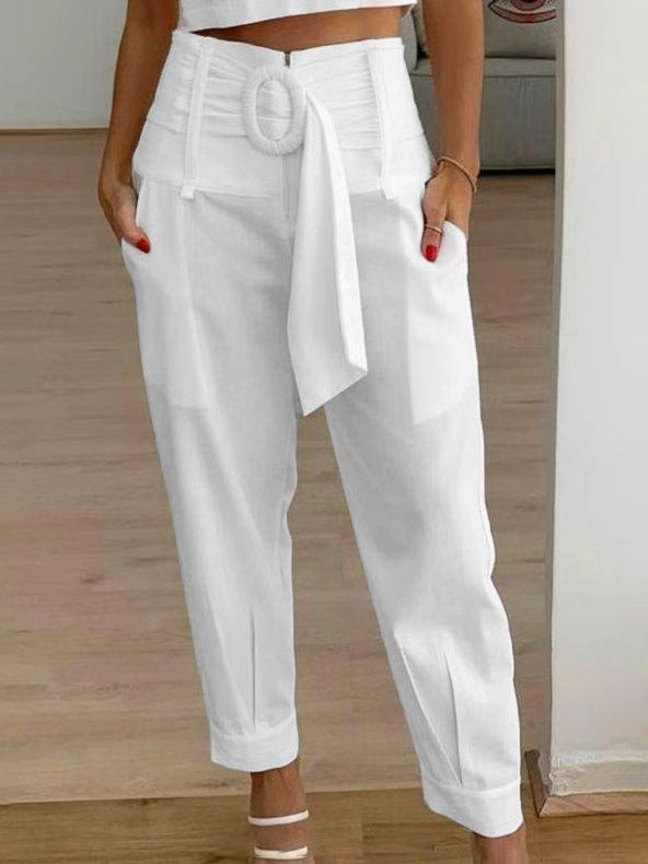 Tapered trousers in linen