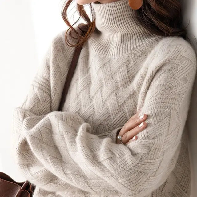 Elegant, chic cashmere sweater