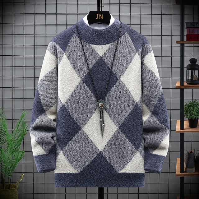 Warm sweater with stripes diamond pattern for men