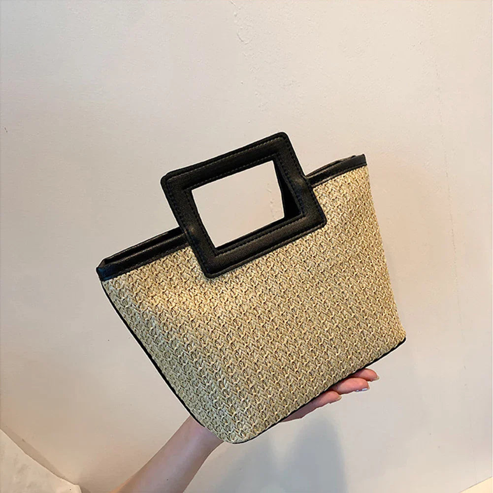 Bianca - Chic textured clutch with eye-catching handle