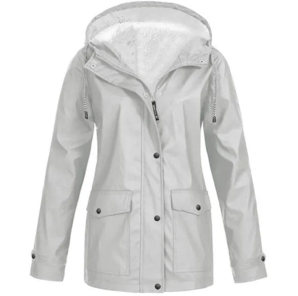 Wind and waterproof outdoor jacket with fleece lining