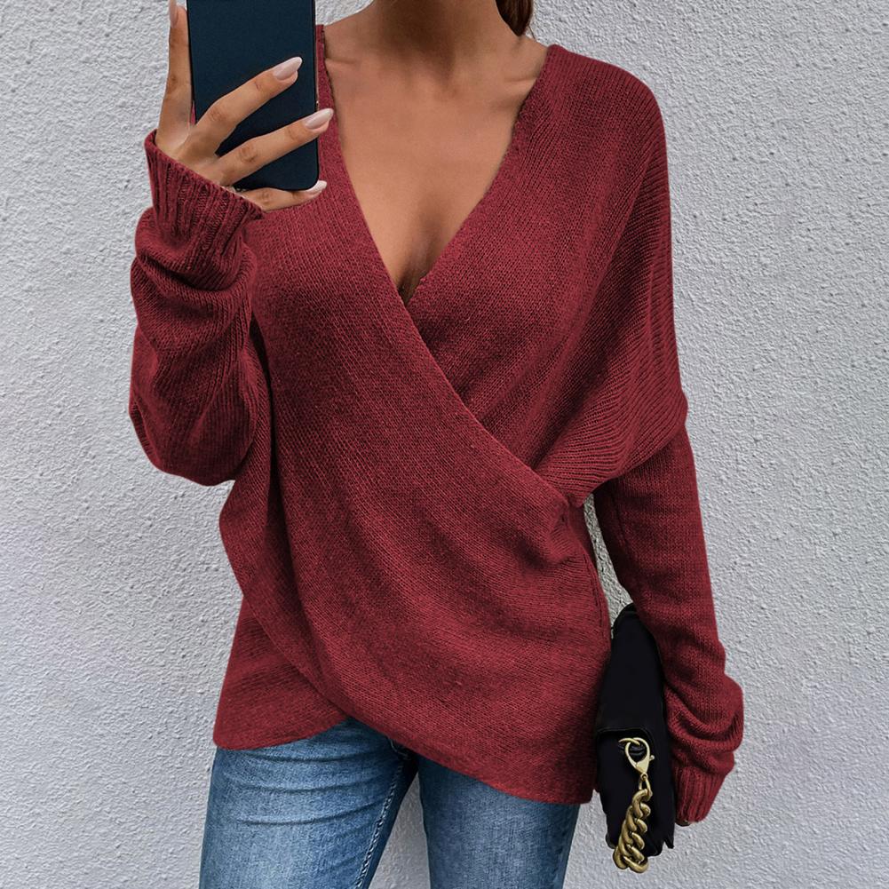 Fashionable jumper | Women's long sleeve jumper with deep V-neck in a single-colour knit look for casual cross-knit fashion