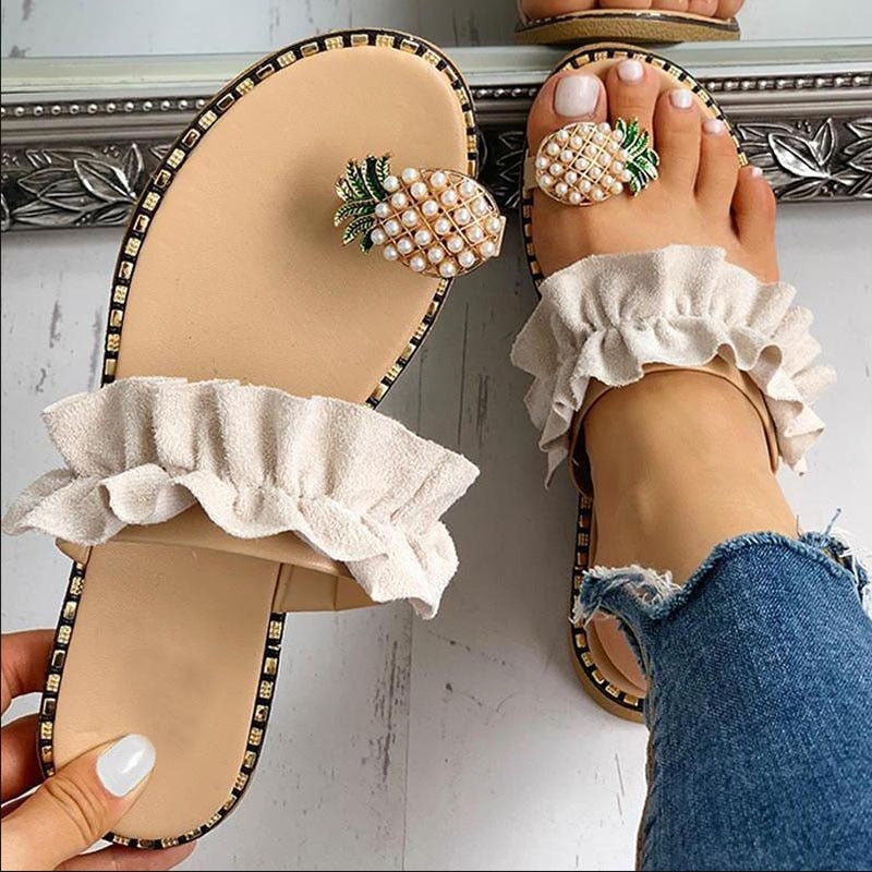 Livia - Ruffled sandals with pineapple detail