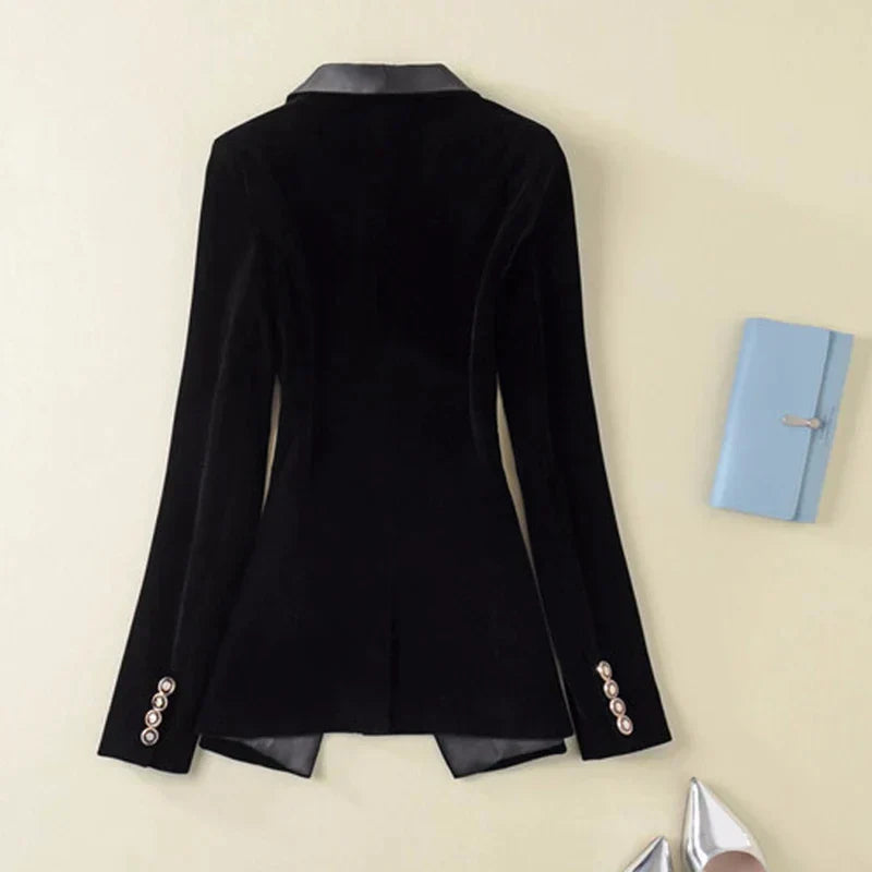 Isabelle - Velvet tuxedo blazer with satin lapels