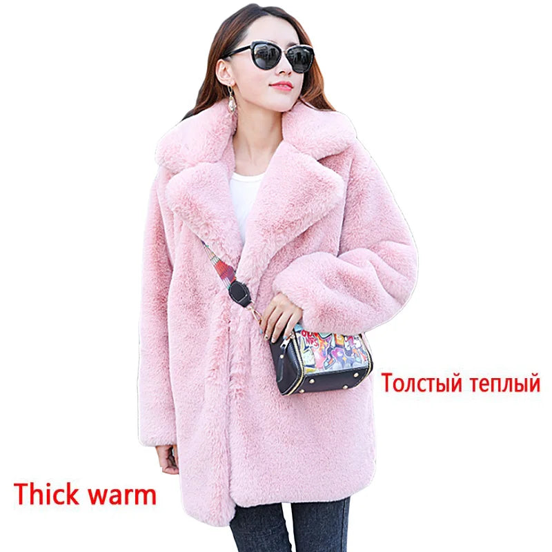 Women's Faux Fur Coat - Warm & Thick Lapel Winter Coat