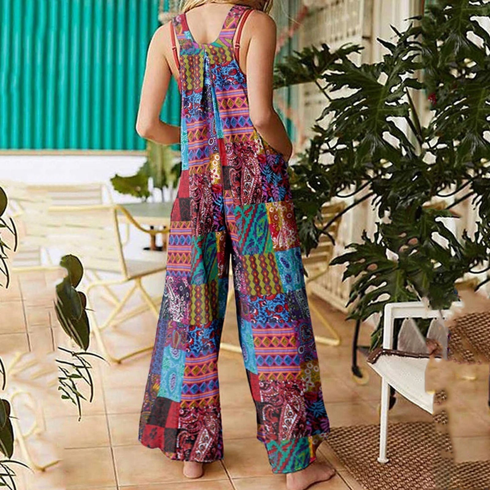 Style Women's Jumpsuits - Summery jumpsuits with multicolour pattern