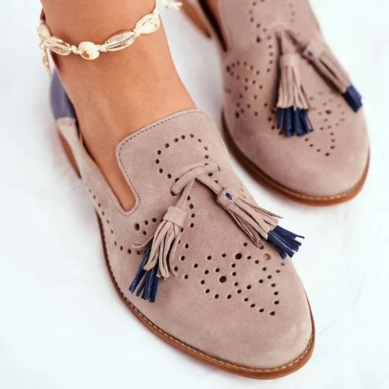 Sienna - Two-coloured loafers with tassels