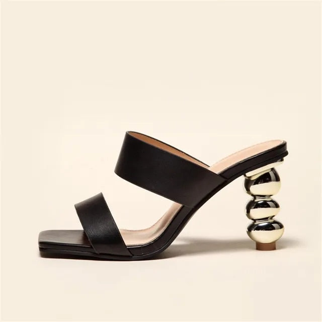 Kendall - Elegant sandals with heel and square toe