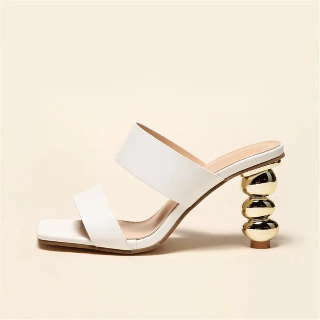 Kendall - Elegant sandals with heel and square toe