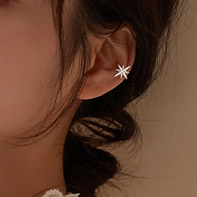 Elodia - Starburst stud earrings with rhinestone