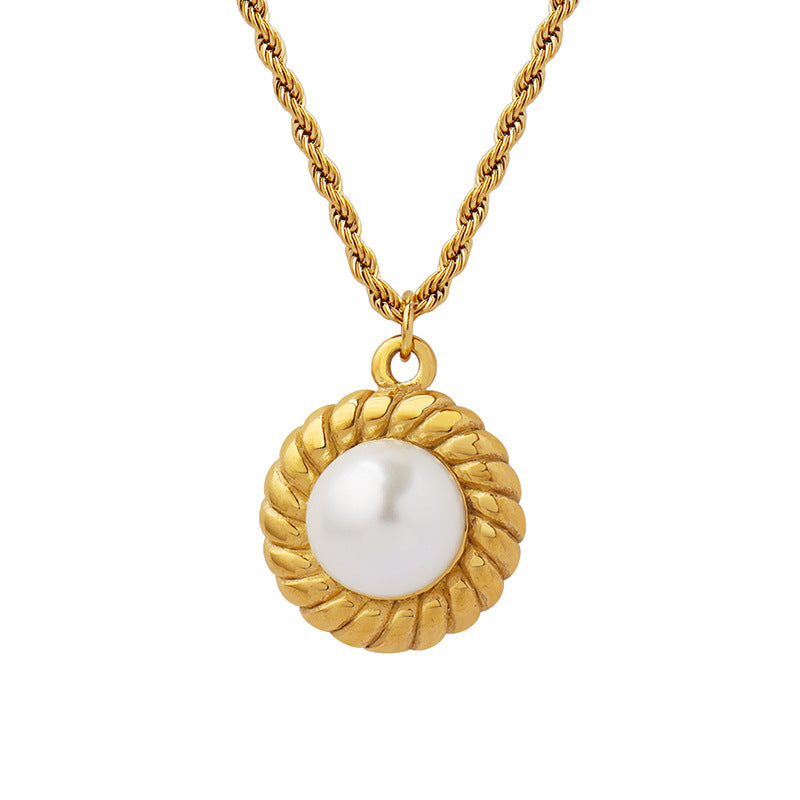 Elias - Gold-coloured rope necklace with pearl pendant