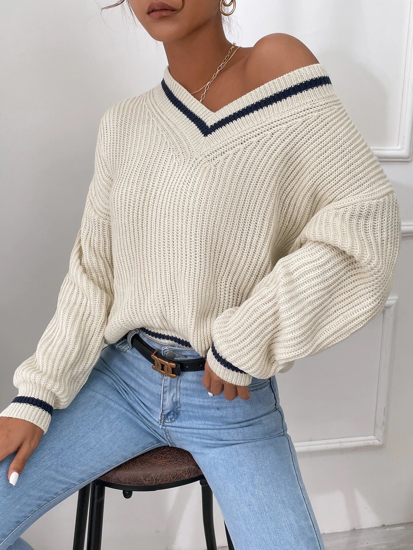 Sweater with patchwork V-neck