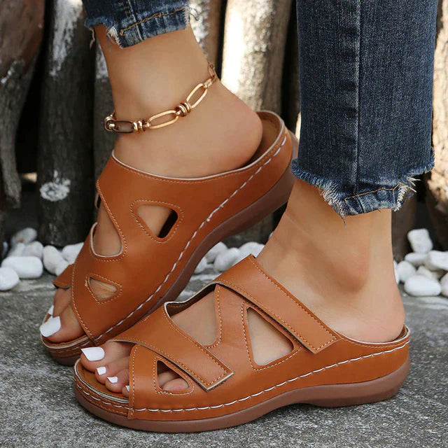 Sleek and supportive orthopedic general Sandals