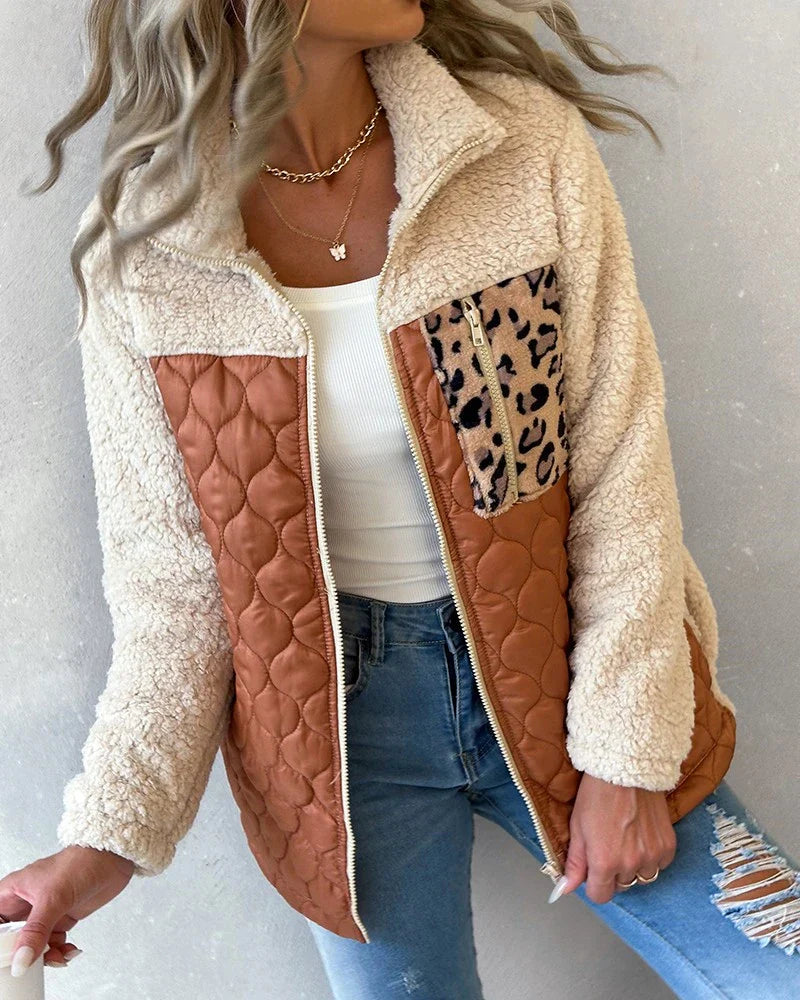 Amelia | Women's Fleece Jacket with Animal Accents – Warm & Stylish Outerwear for Cold Weather