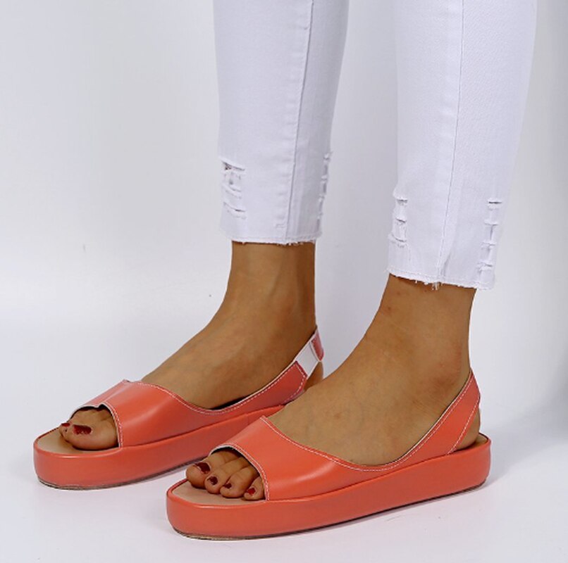 Slippers | Fashionable women's sandals