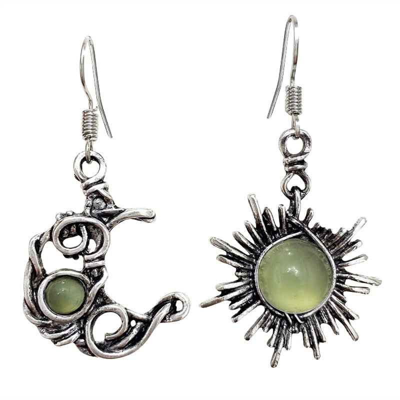 Graceful sun and moon earrings - Women's fashion Silver-coloured crystal earrings