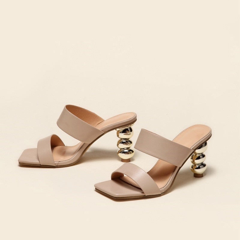 Kendall - Elegant sandals with heel and square toe