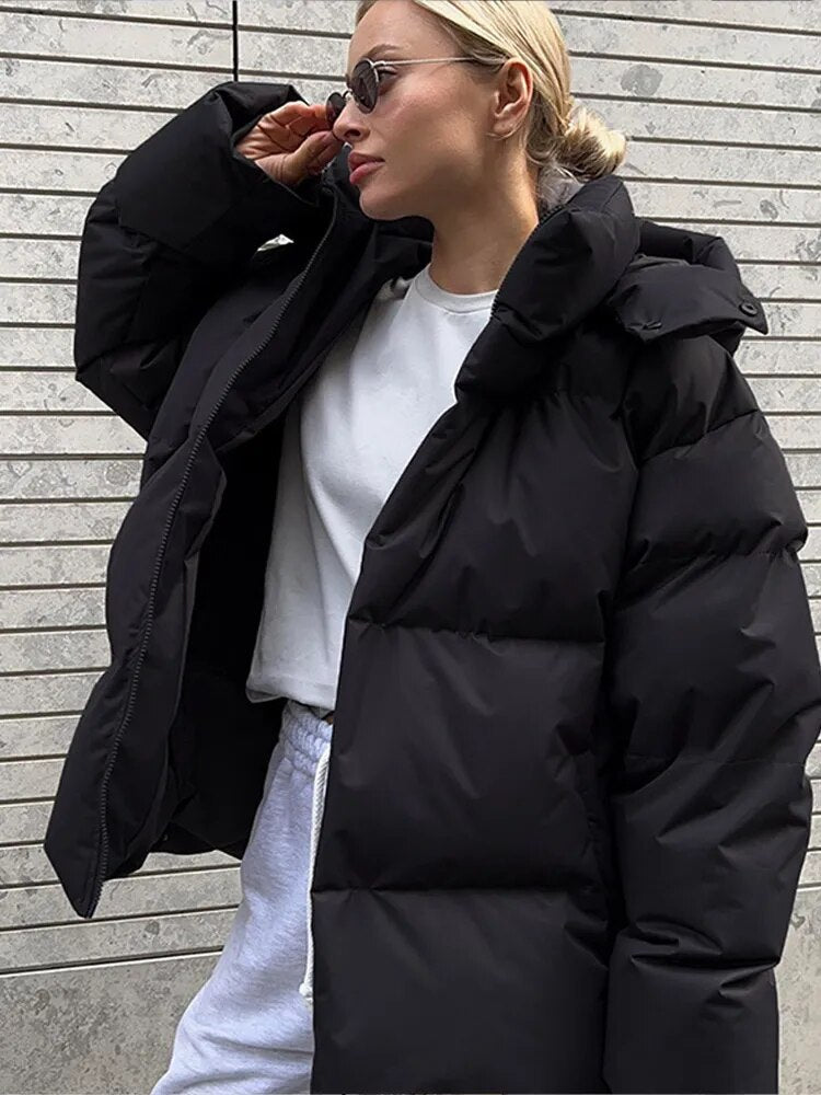 Stella - Stylish oversized hood