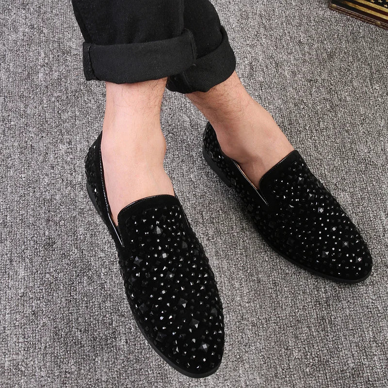 Valentino - Elegant slip-on shoe with cut-out detail