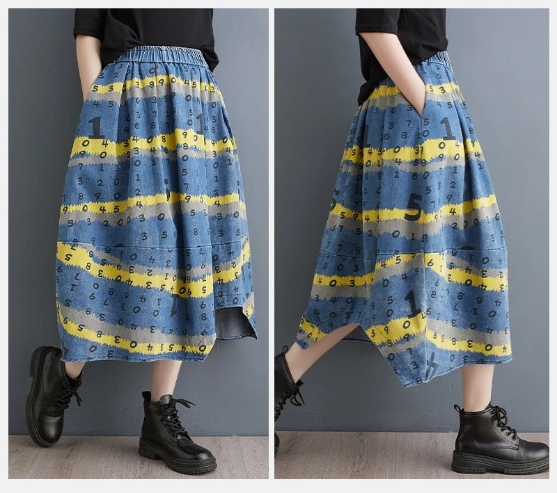 Women's skirt with letter print and asymmetric hem