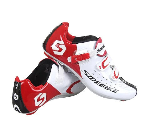 John – cycling shoes with pedal and toe post