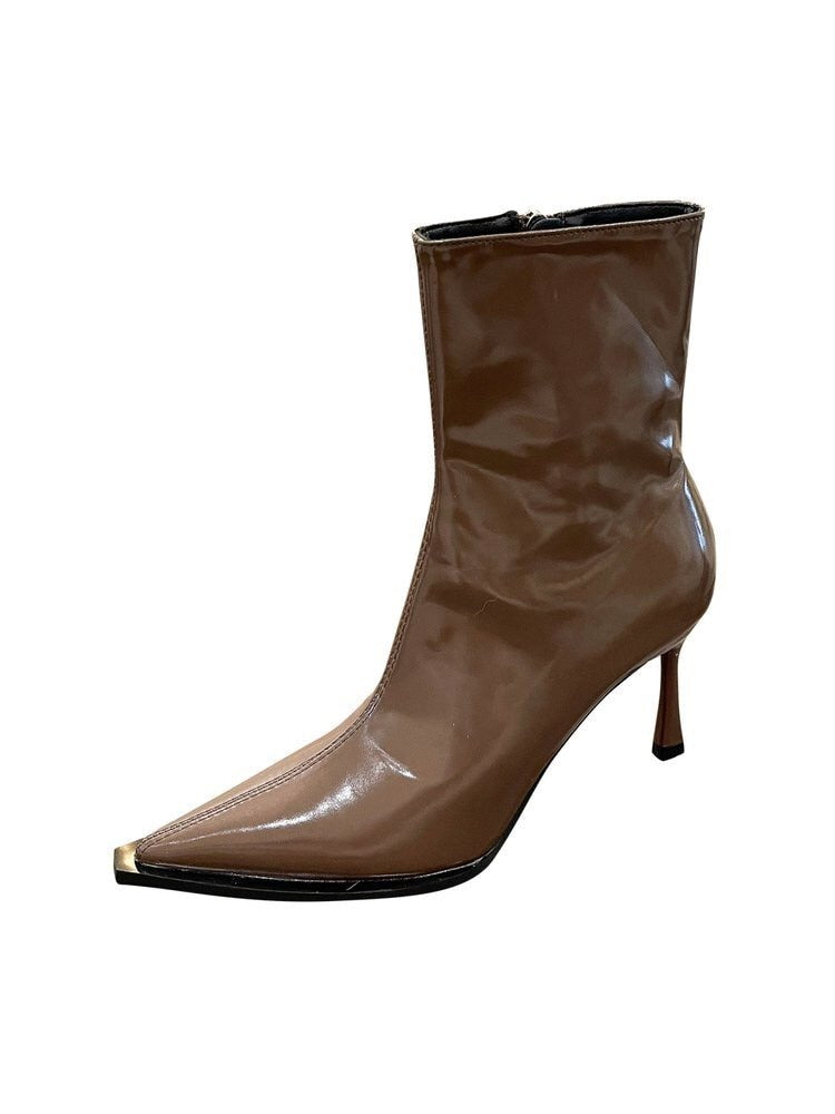 Women's ankle boots - narrow heels, versatile high heels for a modern look