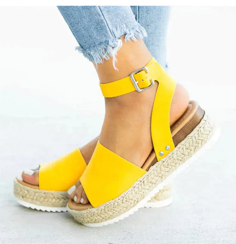 Versatile and supportive orthopedic general Sandals