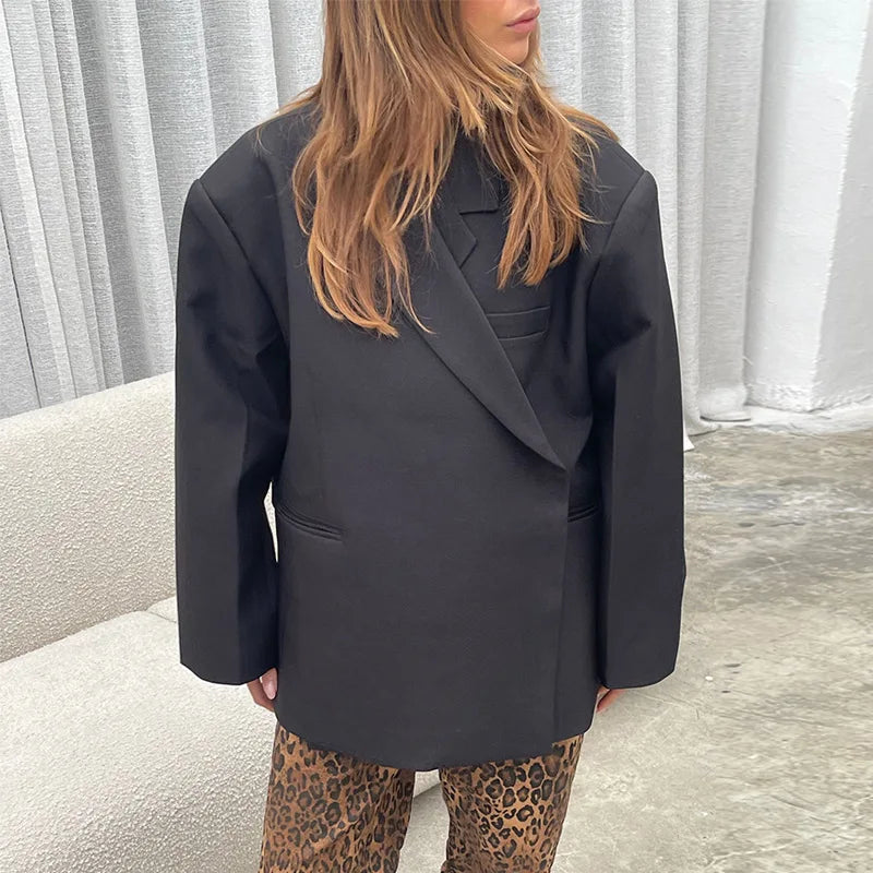 Oversized collared blazer for women