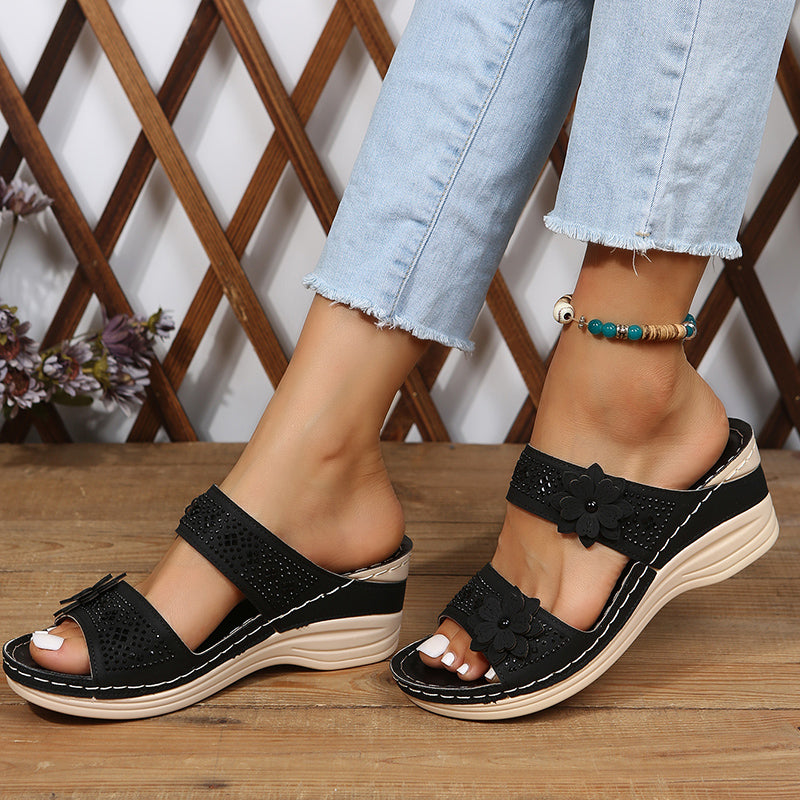 Timeless and supportive orthopedic general Sandals