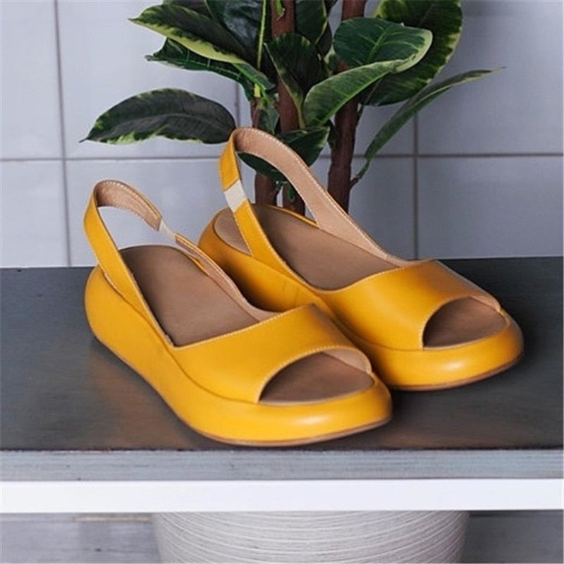 Slippers | Fashionable women's sandals