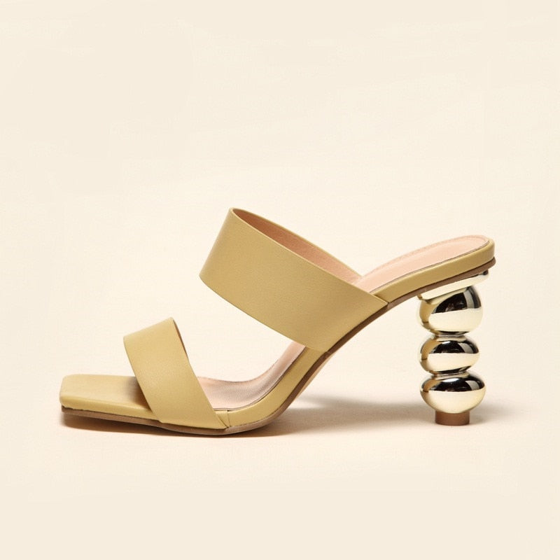 Kendall - Elegant sandals with heel and square toe