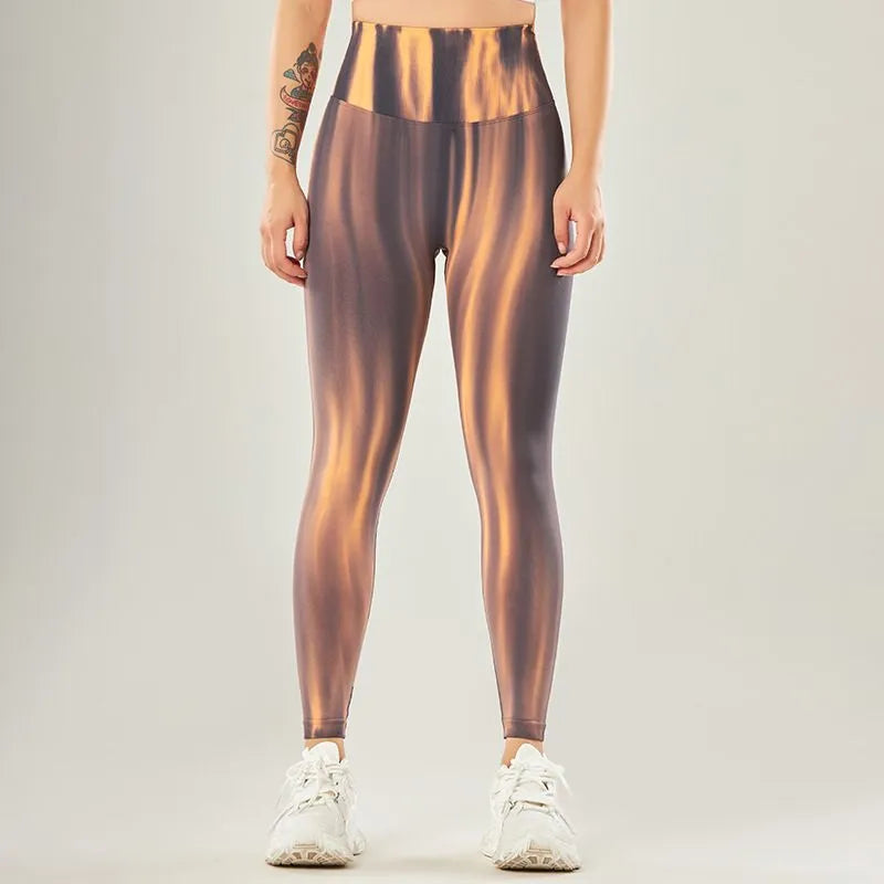 Marina - High-waisted performance leggings with seamless wave pattern