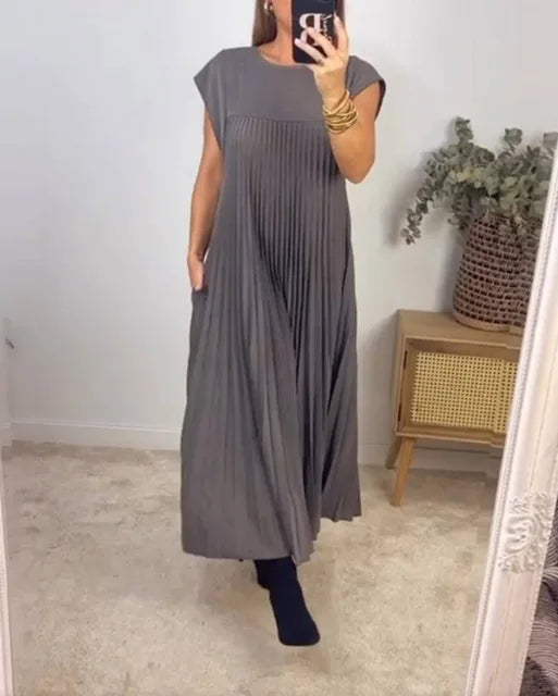 Sleeveless dress