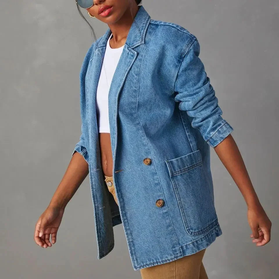 Joan - denim blazer with button pockets and loose fit