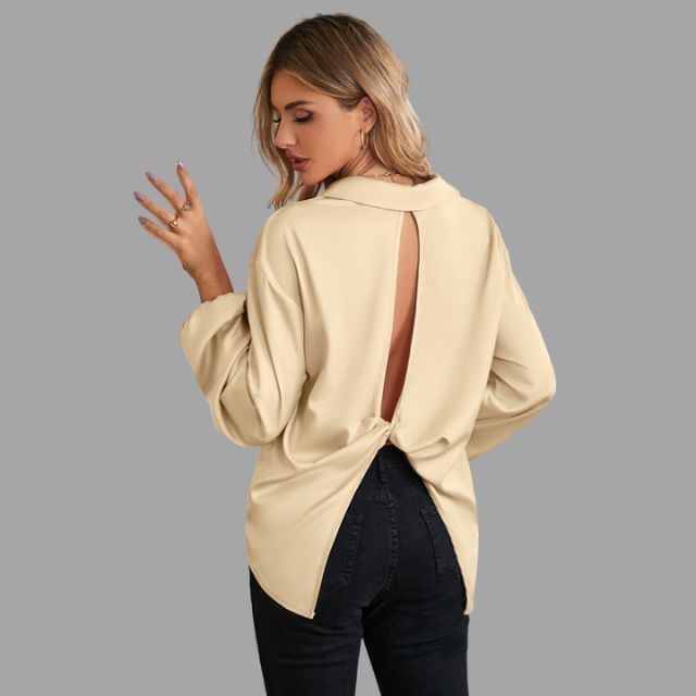 Veronica - V-neck blouse with wide sleeves