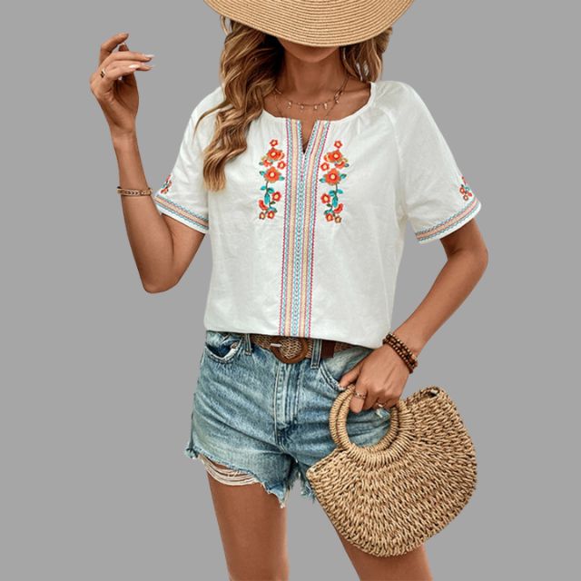 Susanna - Embroidered boho shirt with tassel trim