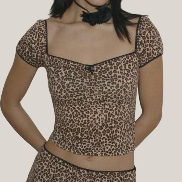 Zara - Leopard print crop top with vintage flair