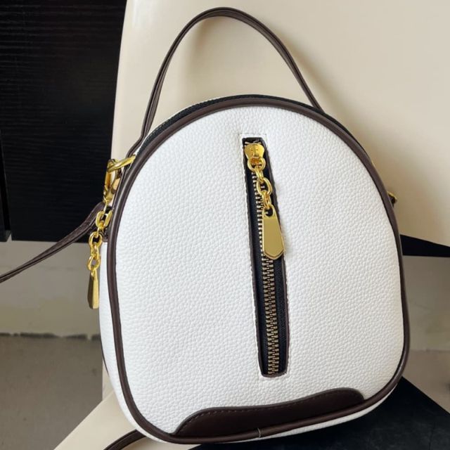 Sofia - Shoulder bag with zip